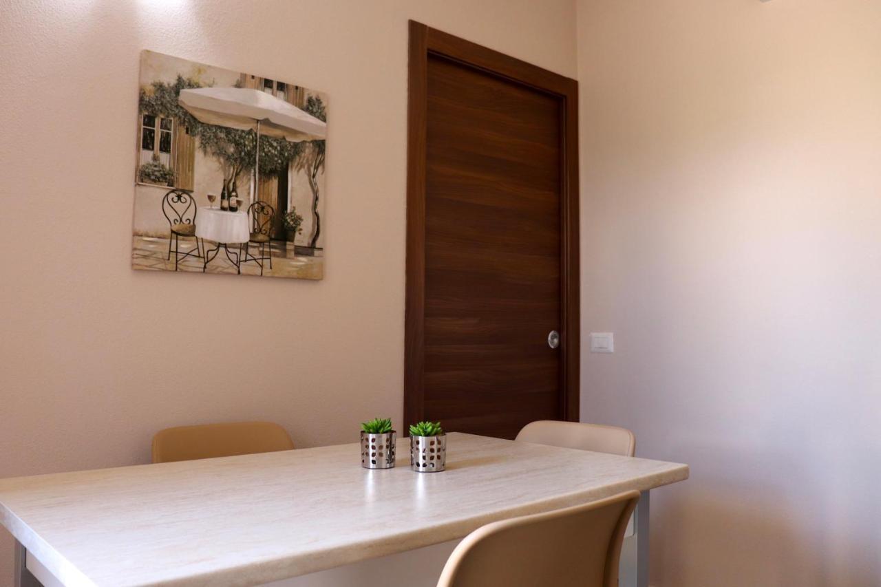 13 Garden Rooms Olbia Buitenkant foto
